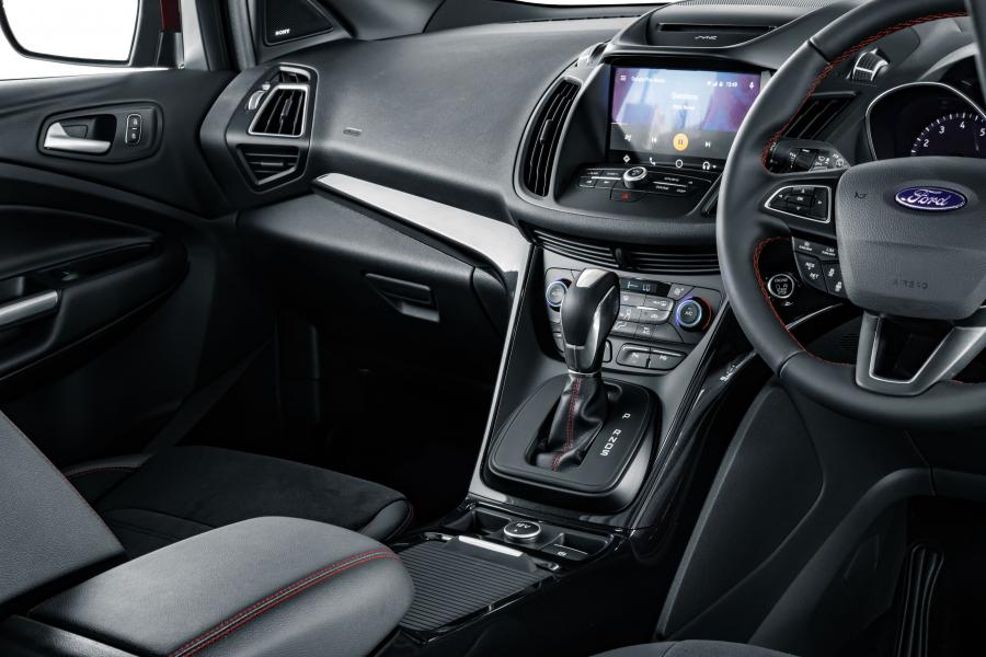 Интерьер Ford Kuga ST-Line 2018 года  (ZA) (фото 29 из 35)